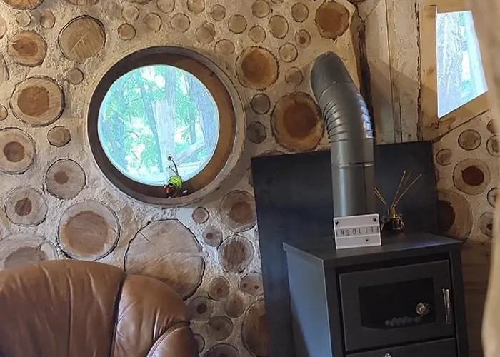 Lüks kamp alanı De Hobbit Pour Famille Le Monastere