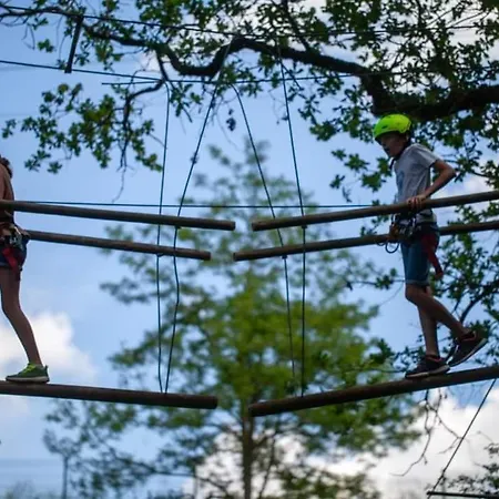 De Hobbit Pour Famille Le Monastere